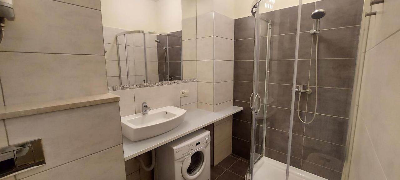 Zwyciestwa 45 Apartmán