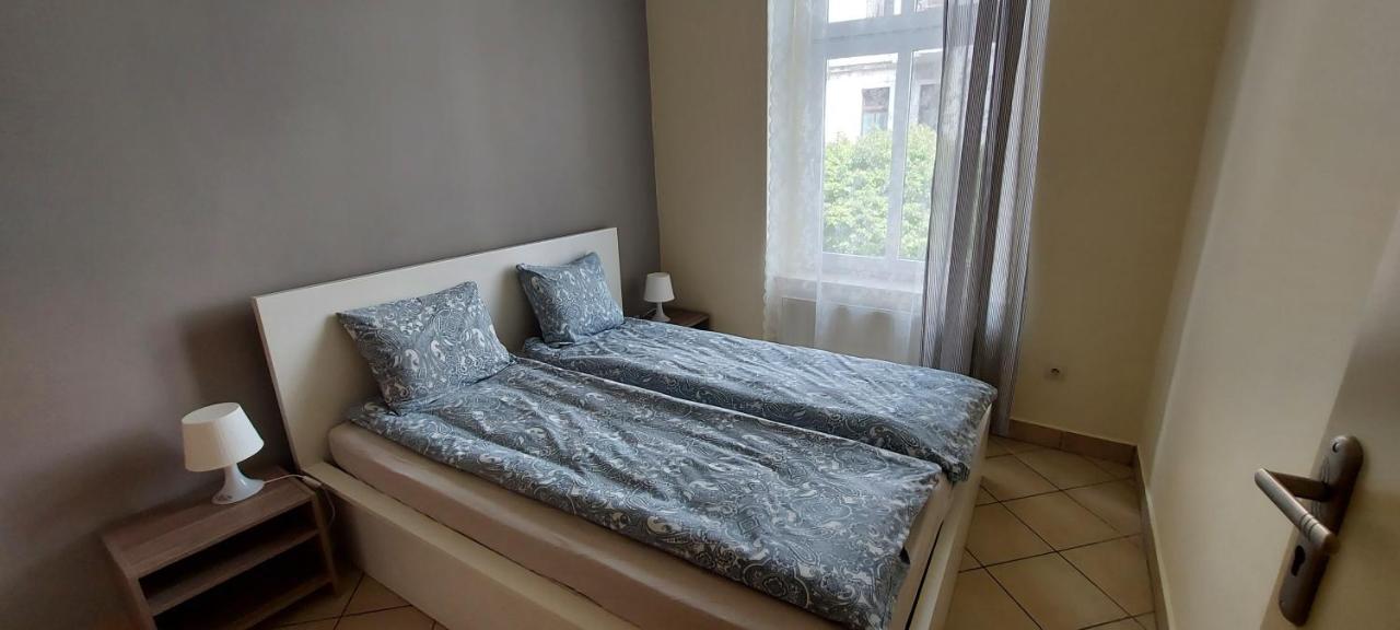 Apartment Zwyciestwa 45 *